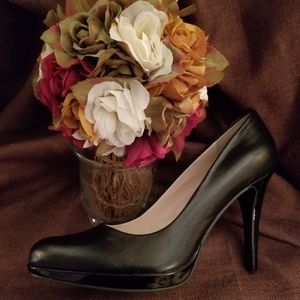 Nine West Black Pumps